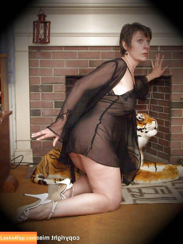 British 00's Porn / iamthirtyaf leaked photo photo #0580