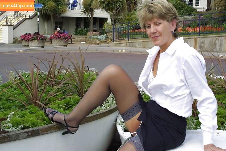 British 00's Porn / iamthirtyaf leaked photo photo #0600