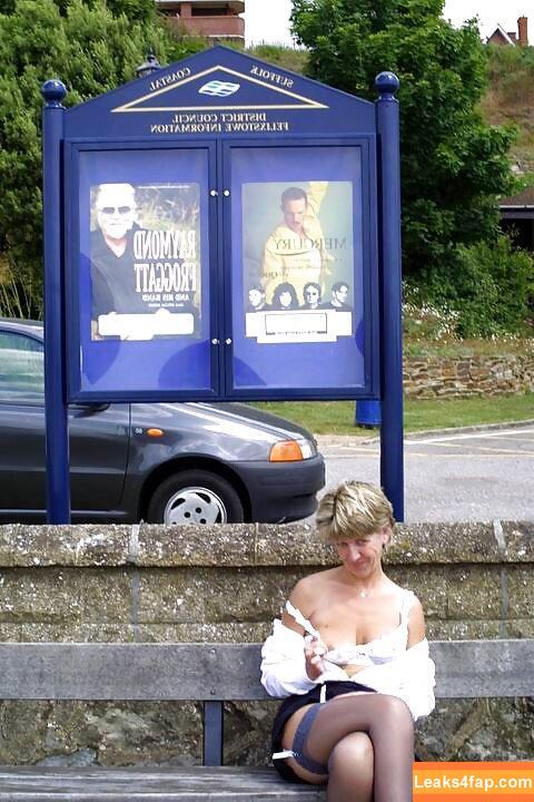 British 00's Porn / iamthirtyaf leaked photo photo #0601