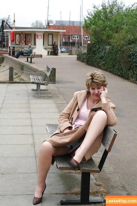 British 00's Porn / iamthirtyaf leaked photo photo #0611