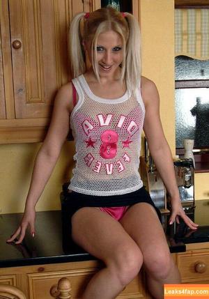 British 00's Porn photo #0373