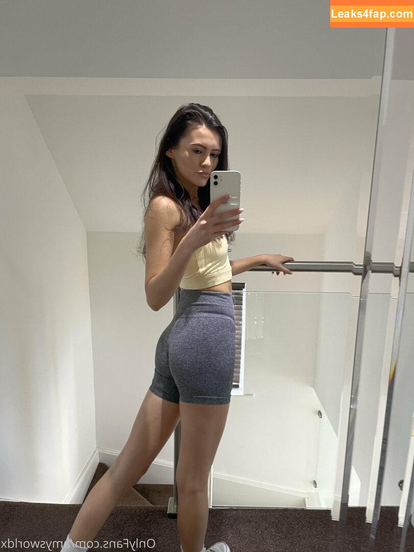 britishamianna / british_bananna leaked photo photo #0075