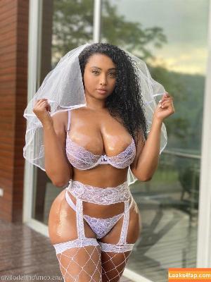 BritishOlivia photo #0216