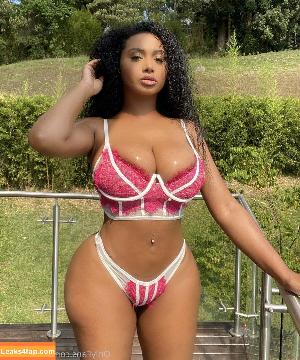 BritishOlivia фото #0684