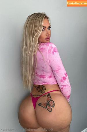 britishsnowbunnyx photo #0031