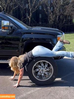 Britney Automotive photo #0075