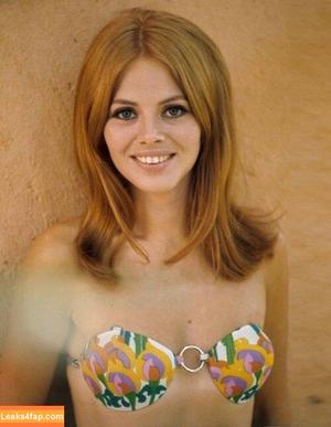 Britt Ekland photo #0014