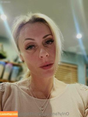 Brittany Bardot photo #0150