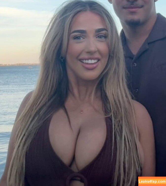 brittany.jeannnn leaked photo photo #0028