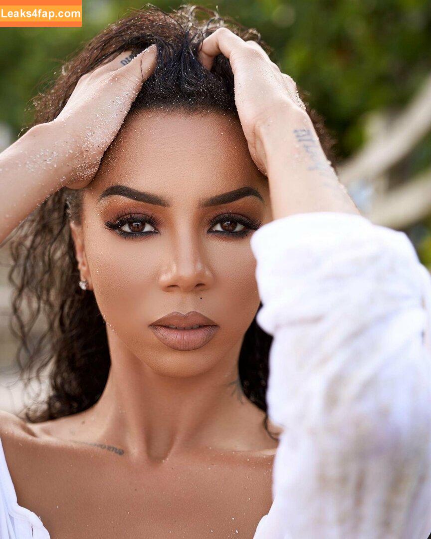 Brittany Renner / bundleofbrittany leaked photo photo #0137