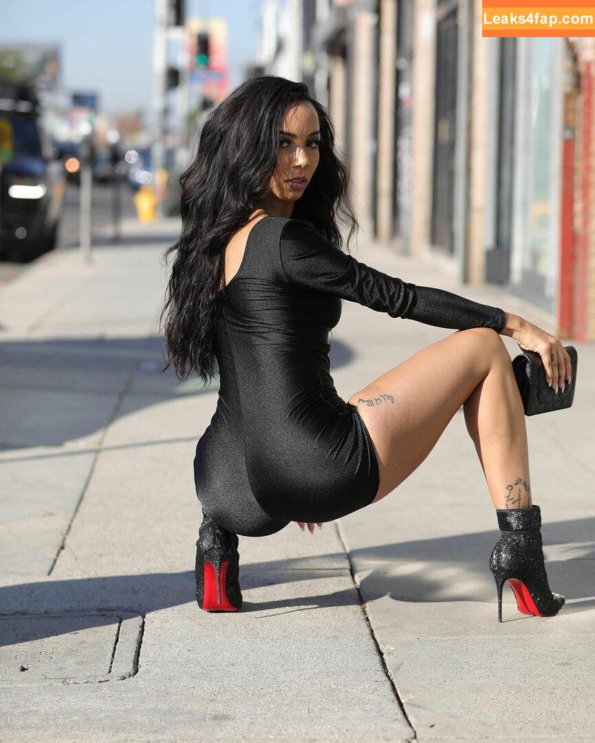 Brittany Renner / bundleofbrittany leaked photo photo #0197