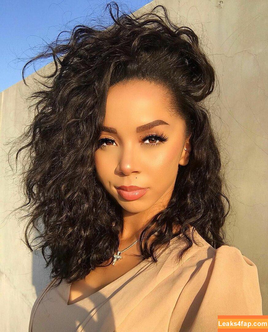 Brittany Renner / bundleofbrittany leaked photo photo #0237