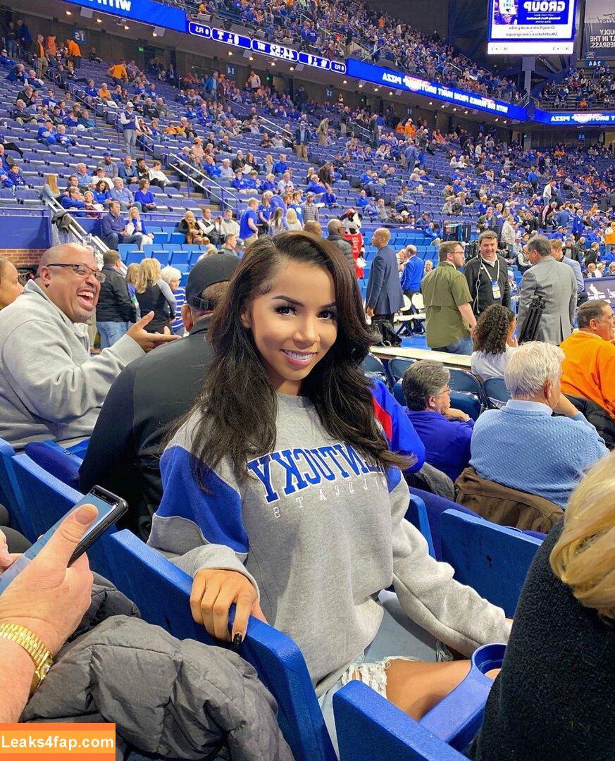 Brittany Renner / bundleofbrittany слитое фото фото #0293