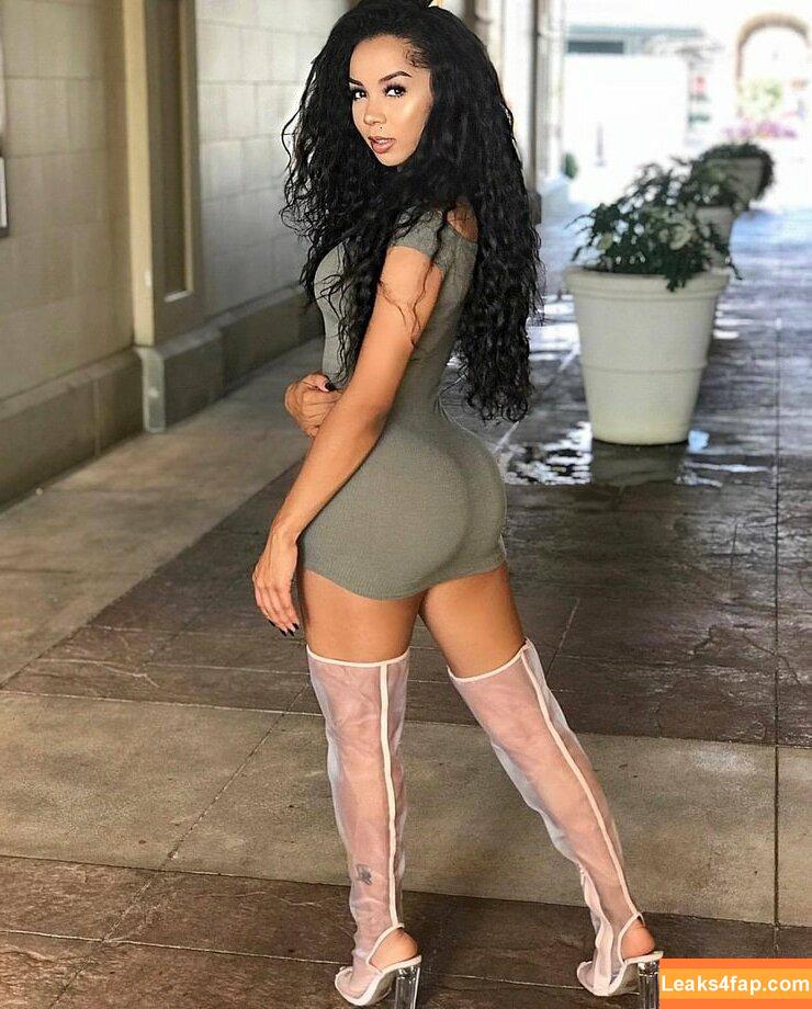 Brittany Renner / bundleofbrittany leaked photo photo #0402