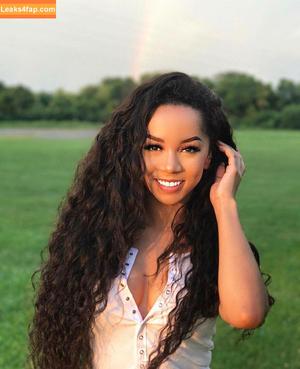 Brittany Renner photo #0320