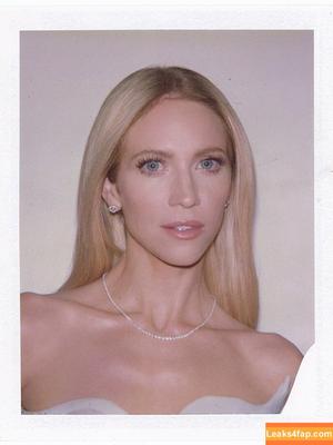 Brittany Snow фото #0205