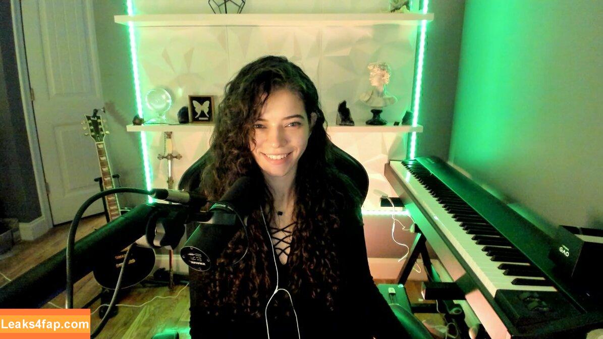 Brittany Venti / BrittanyVenti / brittanywears leaked photo photo #0025