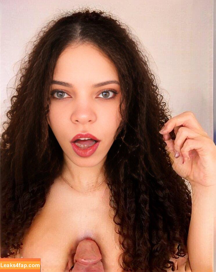 Brittany Venti / BrittanyVenti / brittanywears слитое фото фото #0585