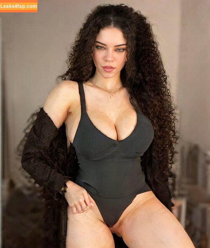 Brittany Venti / BrittanyVenti / brittanywears слитое фото фото #0590