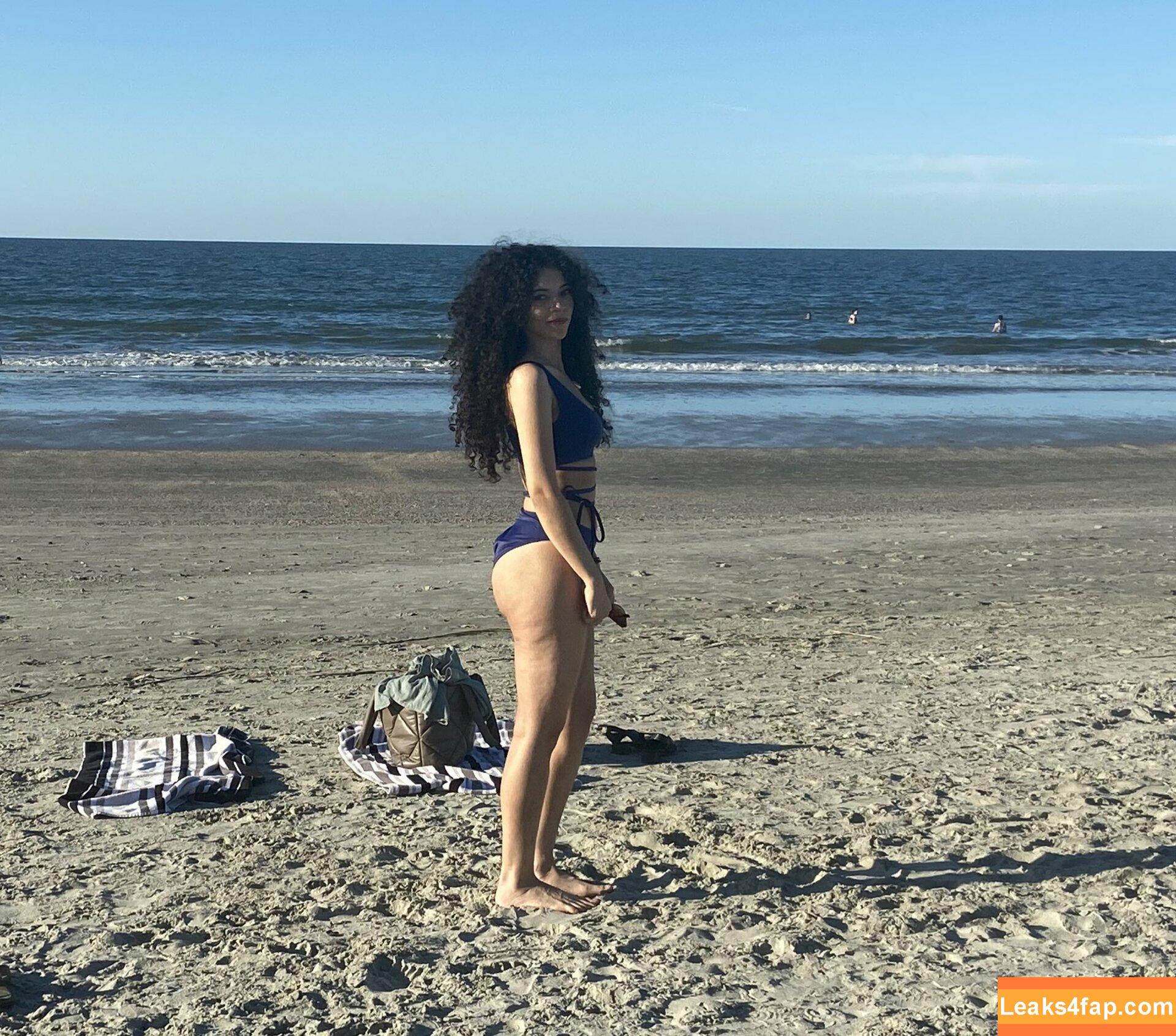 Brittany Venti / BrittanyVenti / brittanywears leaked photo photo #0996