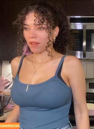 Brittany Venti photo #0459