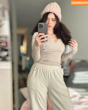 Brittany Venti photo #0929