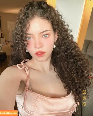 Brittany Venti photo #0934