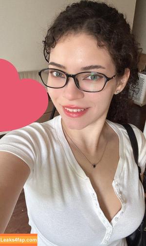 Brittany Venti photo #1424