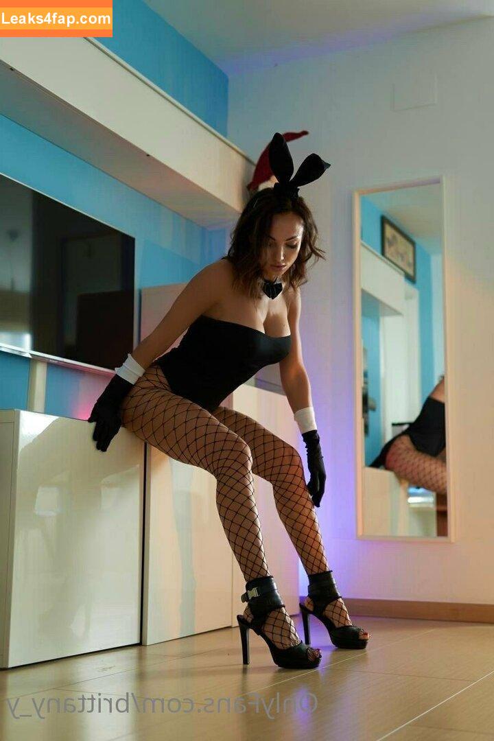 brittany_y / Brittany / _.brittany.y leaked photo photo #0021