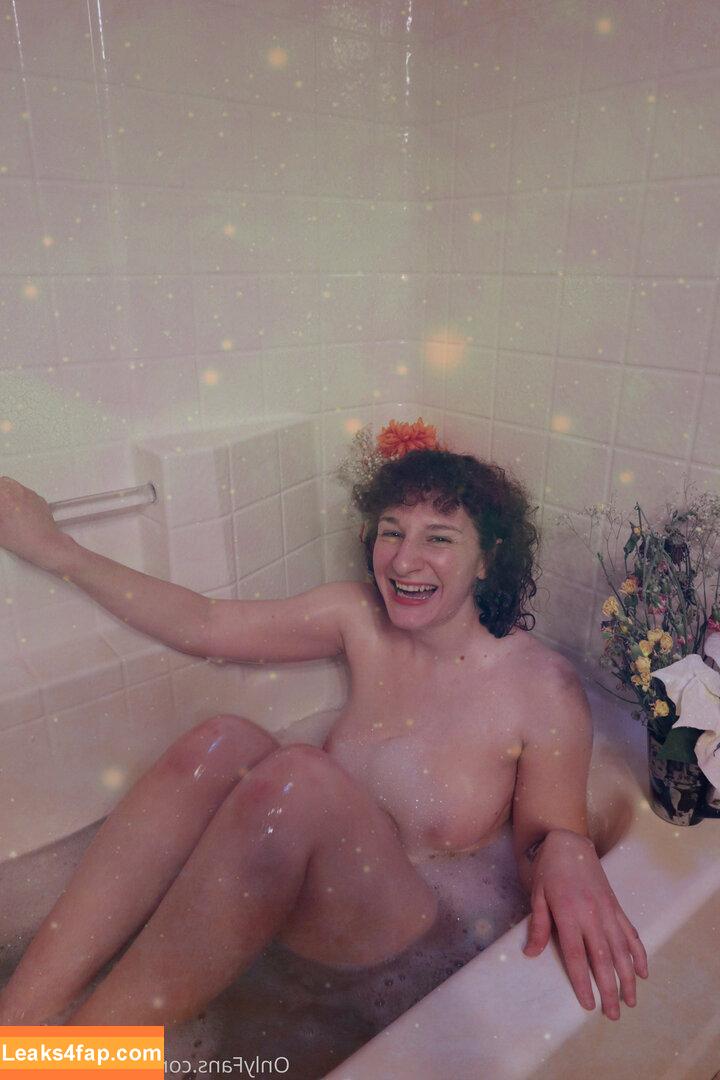 brittanysimon / thebertsimon leaked photo photo #0005