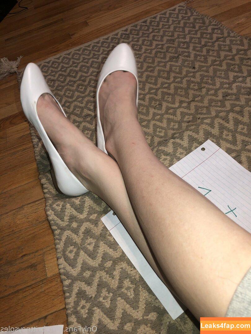 brittneysoles / gypsy_soles leaked photo photo #0068