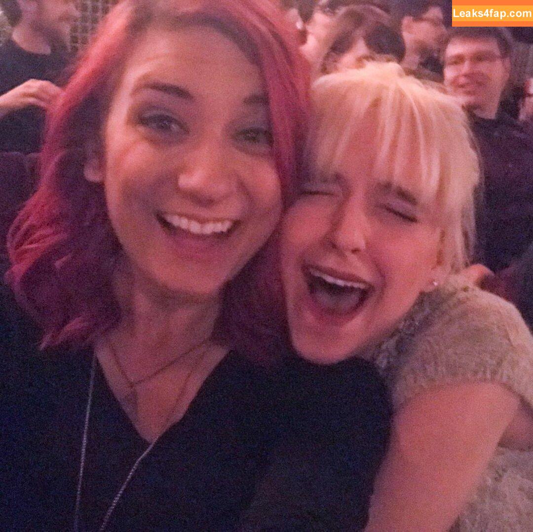 Brizzy Voices / Anna Brisbin / brizzysee / brizzyvoices leaked photo photo #0105