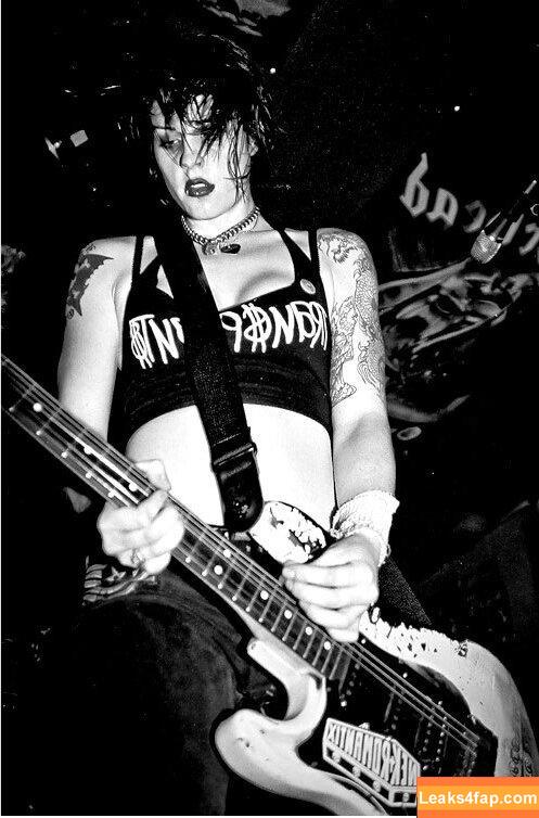 Brody Dalle / nerdjuice79 слитое фото фото #0003