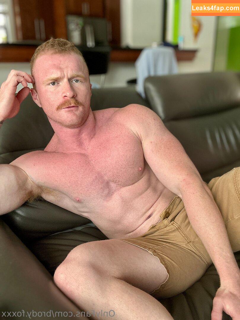 brody.foxxx / followyomama leaked photo photo #0032