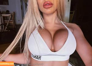 Bronze Goddess photo #0136