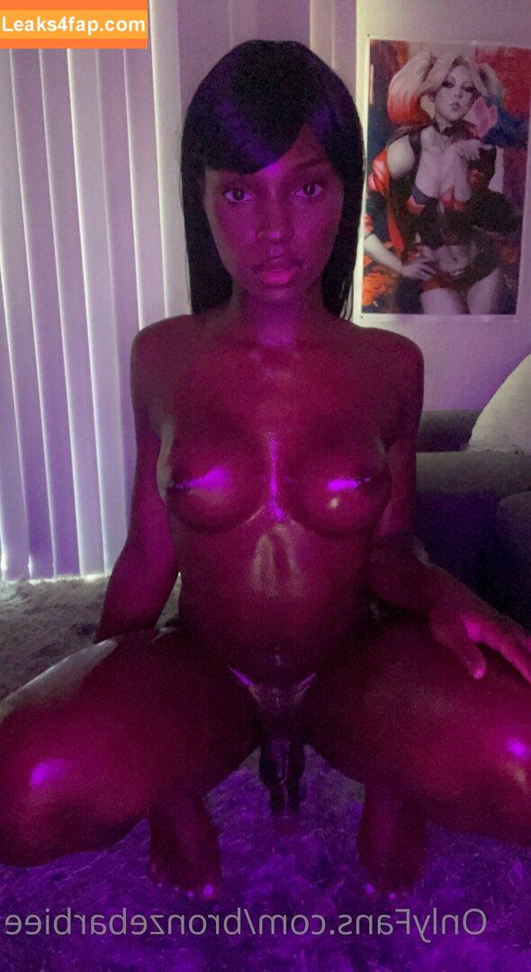 bronzebarbie2 / bronzebarbie / bronzebarbiee leaked photo photo #0011