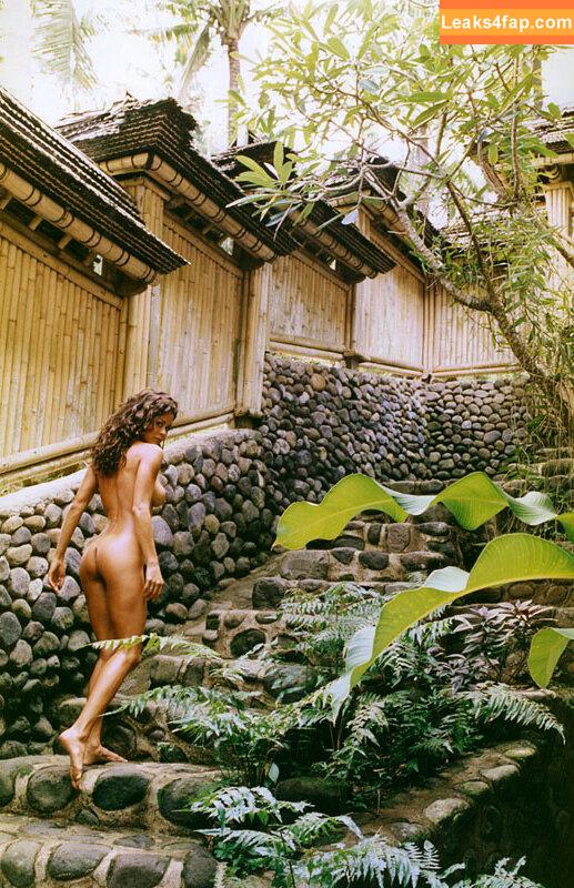 Brooke Burke / brookeburke leaked photo photo #0103