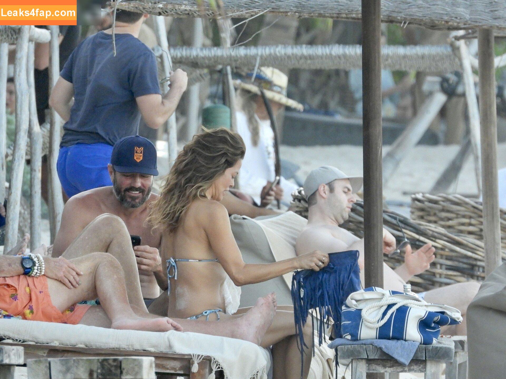 Brooke Burke / brookeburke leaked photo photo #0197