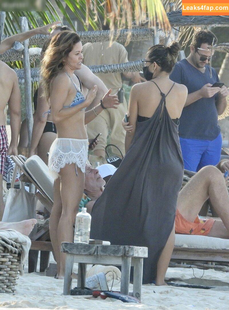 Brooke Burke / brookeburke leaked photo photo #0202