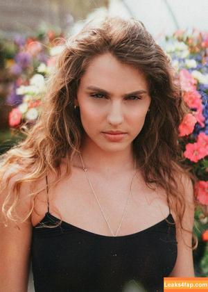 Brooke Bush photo #0090