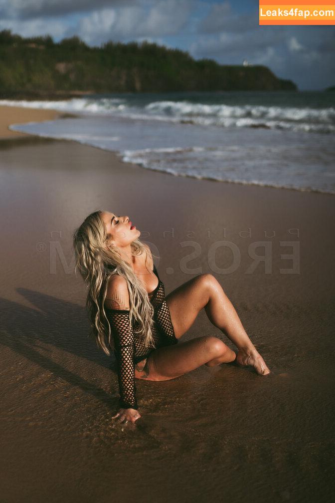 Brooke Parker /  leaked photo photo #0016