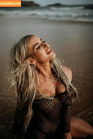 Brooke Parker photo #0023