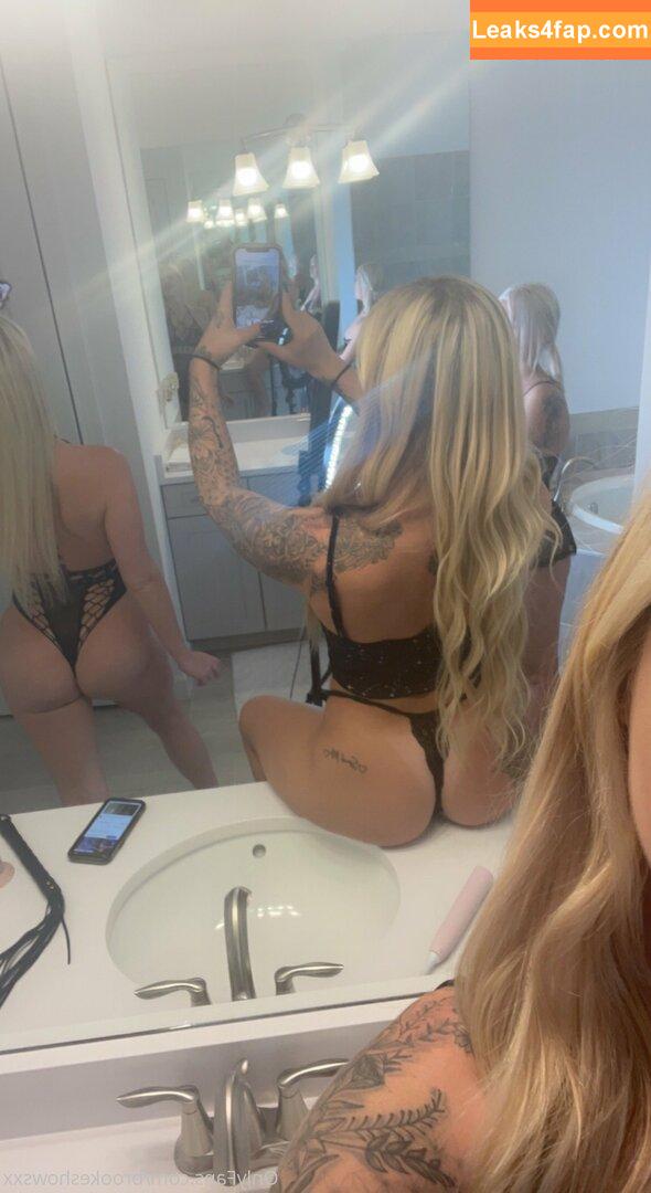 brookeshowsxx / brookeshowsxox leaked photo photo #0024