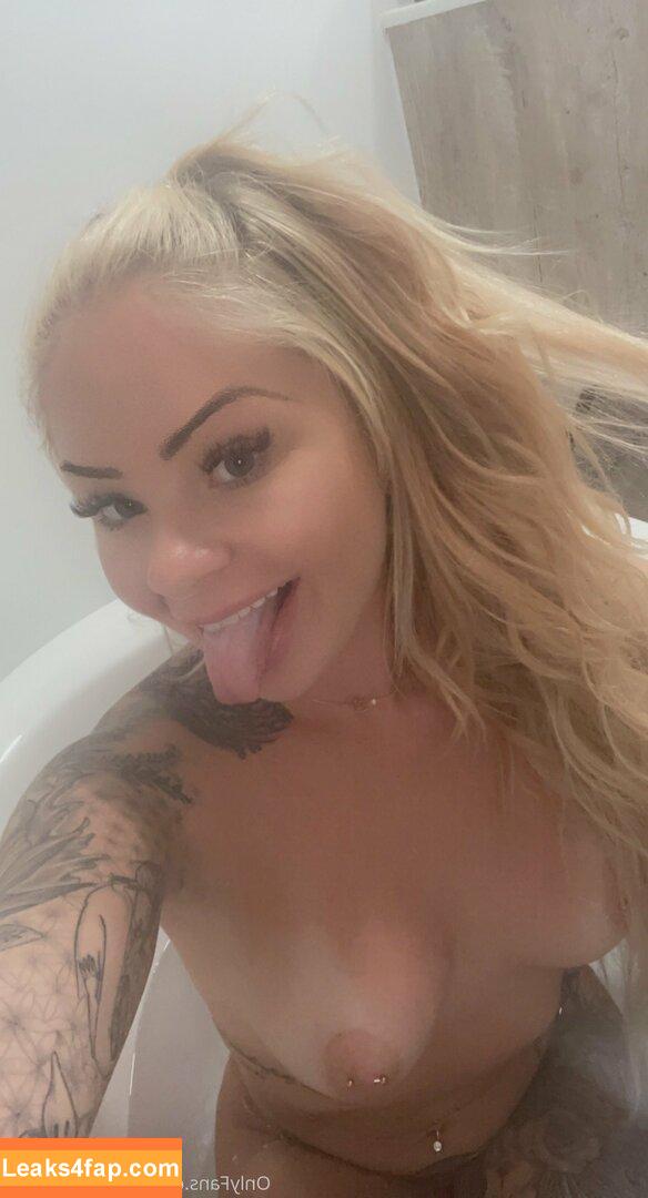 brookeshowsxx / brookeshowsxox leaked photo photo #0063