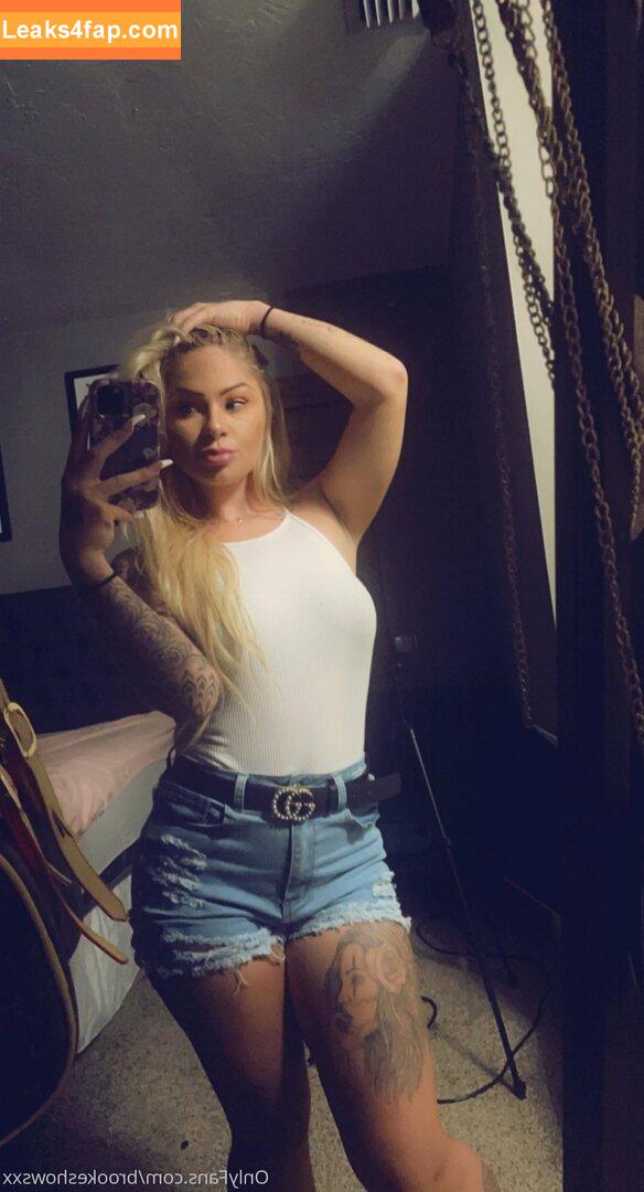 brookeshowsxx / brookeshowsxox leaked photo photo #0085