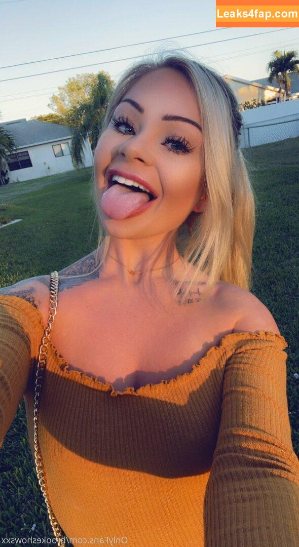 brookeshowsxx / brookeshowsxox leaked photo photo #0186