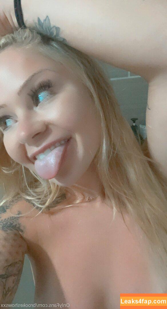 brookeshowsxx / brookeshowsxox leaked photo photo #0276