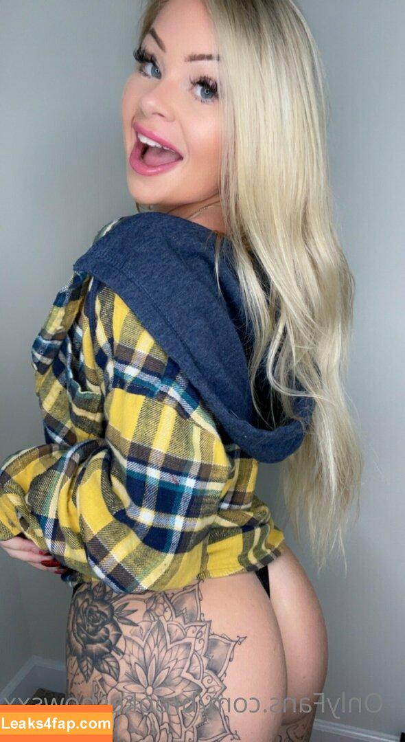 brookeshowsxx / brookeshowsxox leaked photo photo #0384