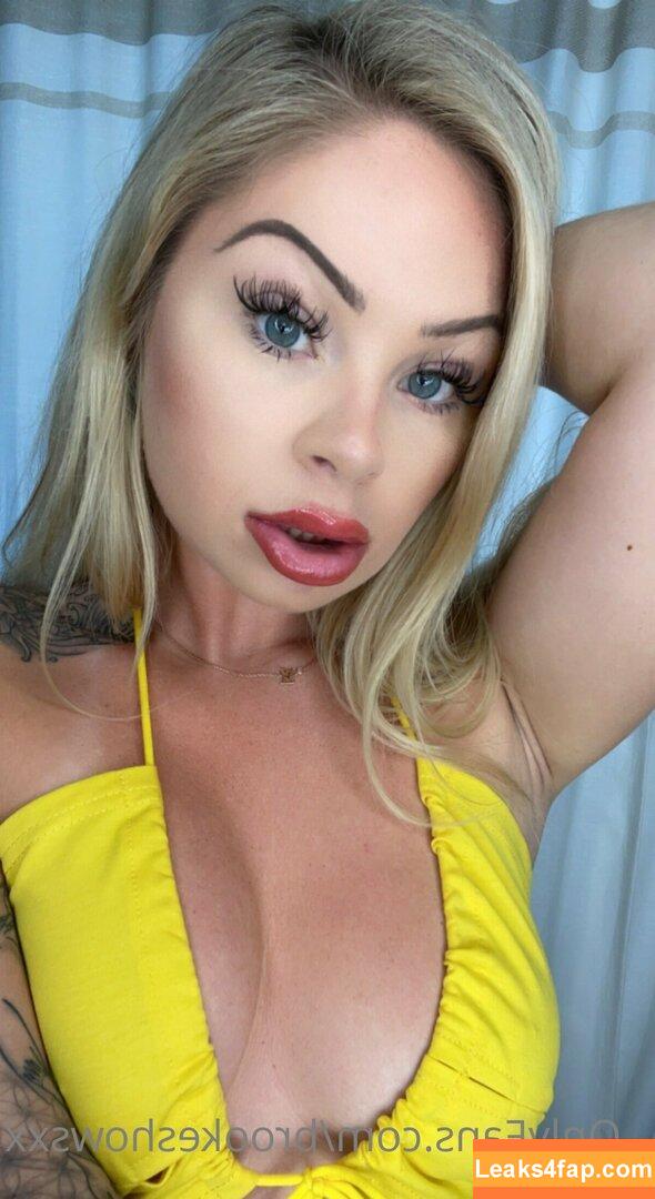 brookeshowsxx / brookeshowsxox leaked photo photo #0394