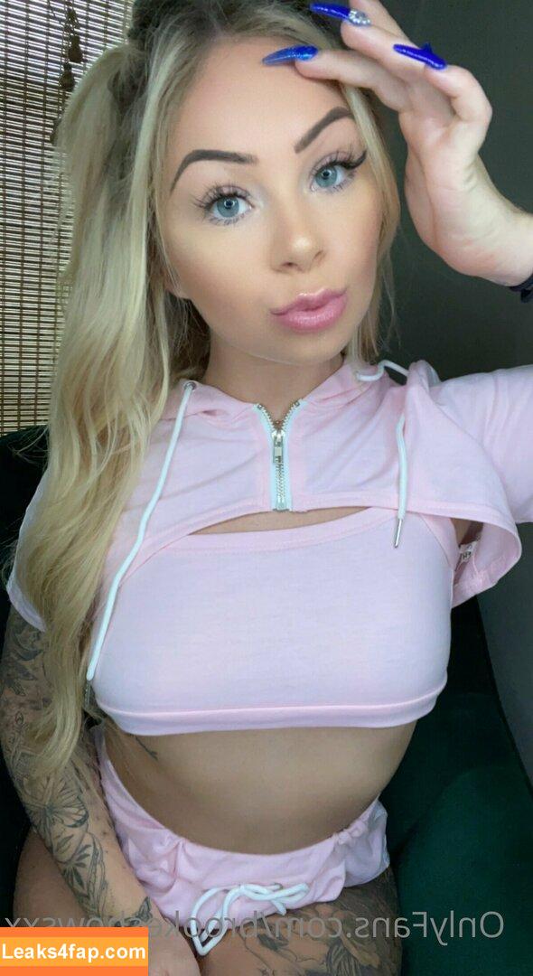 brookeshowsxx / brookeshowsxox leaked photo photo #0436